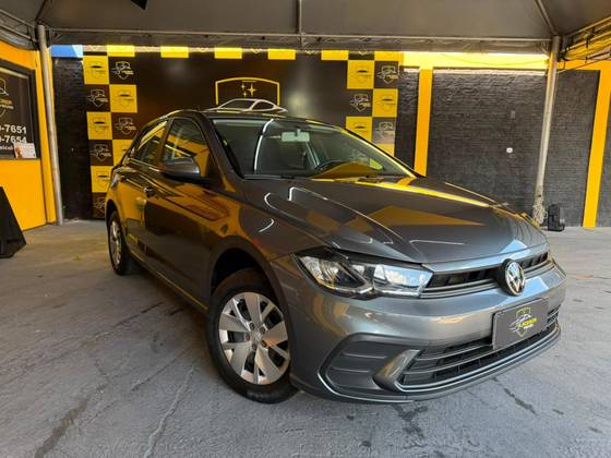 VOLKSWAGEN POLO 1.0 MPI MANUAL VOLKSWAGEN POLO 1.0 MPI MANUAL